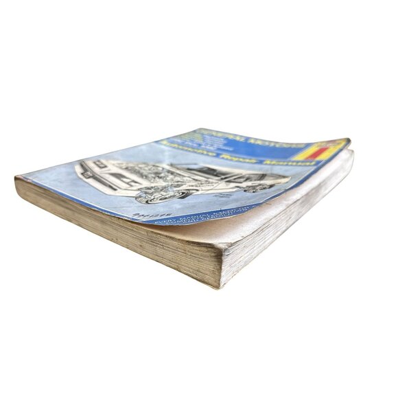 Vtg Haynes Repair Manual General Motors 1982 Thru 1992 - Picture 4 of 5